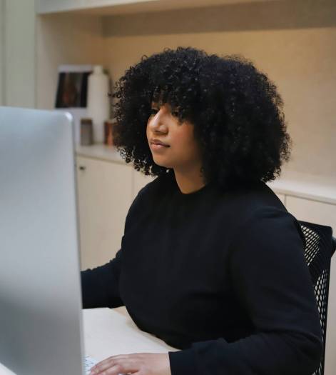 good-faces-p1E9zC5eSTE-unsplash